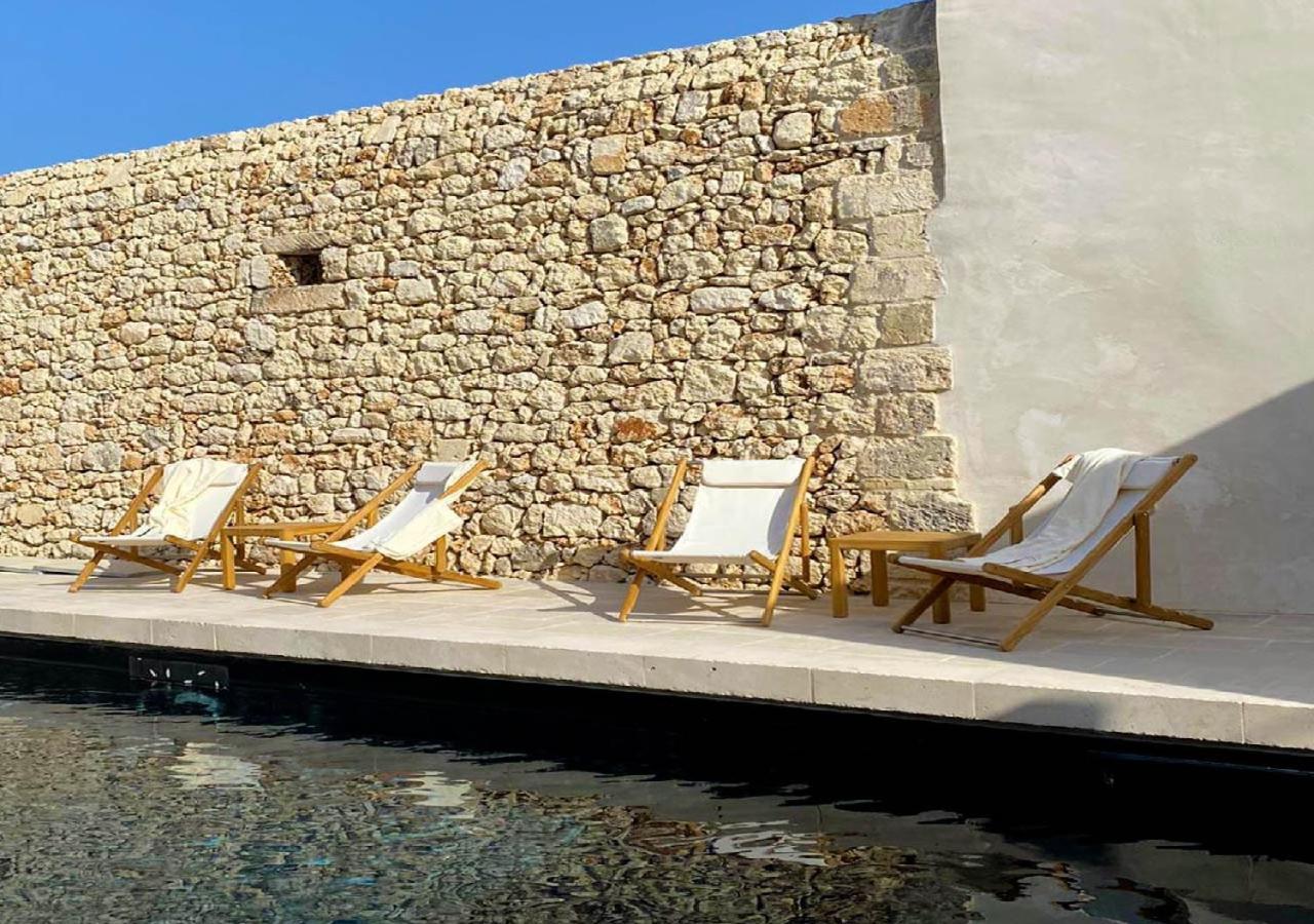 Hotel Tre Bacili - L'ospitalità in Dimora Spongano Esterno foto