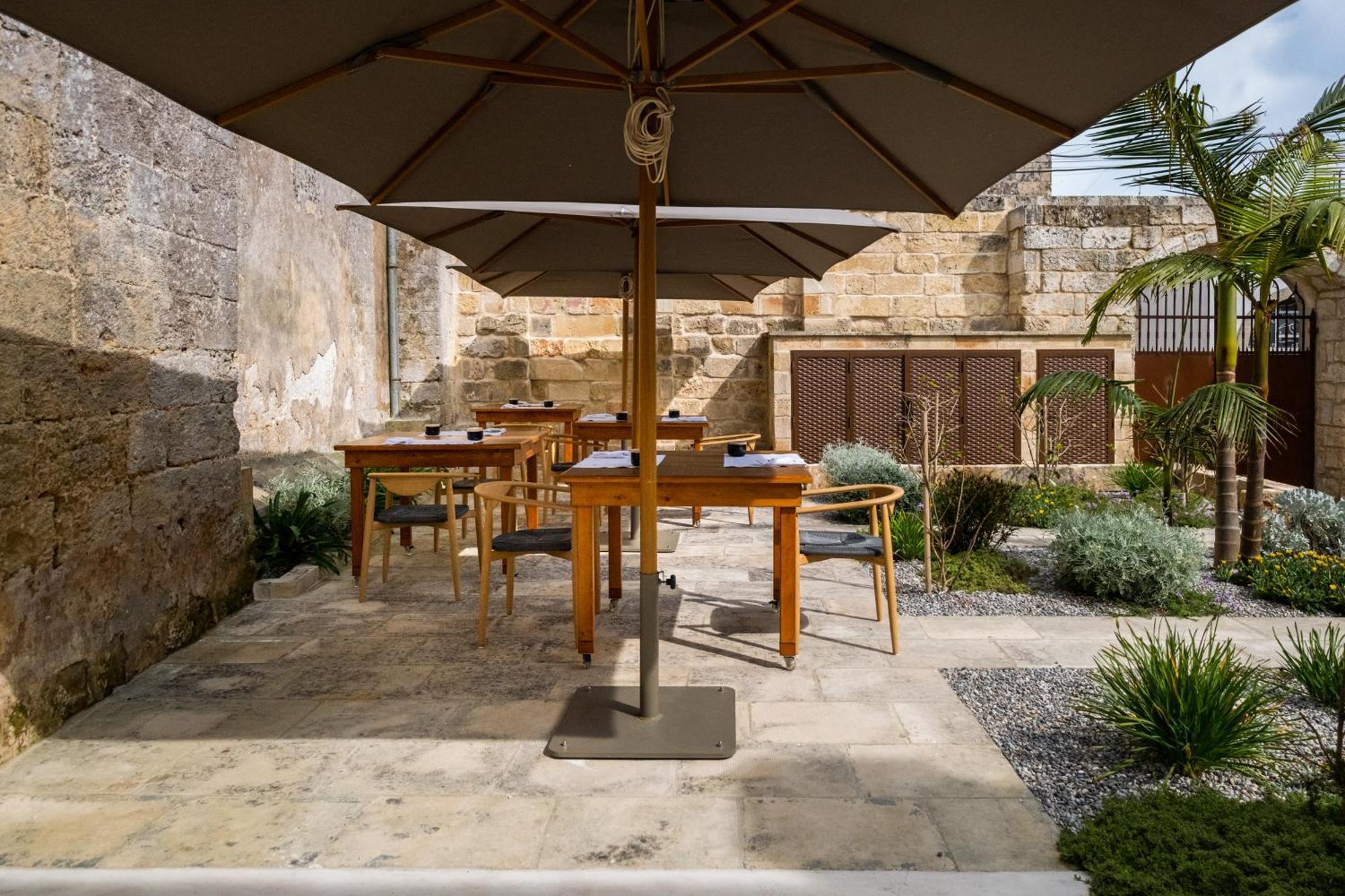 Hotel Tre Bacili - L'ospitalità in Dimora Spongano Esterno foto