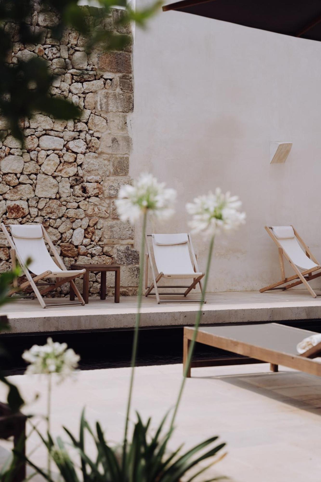 Hotel Tre Bacili - L'ospitalità in Dimora Spongano Esterno foto